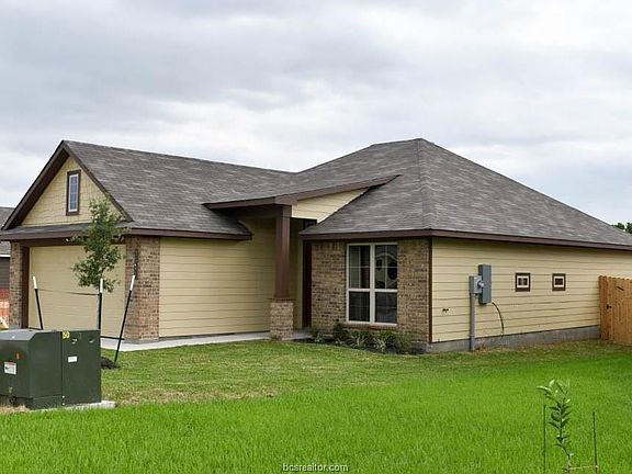 3rd image of 2545 Elkhorn Trl