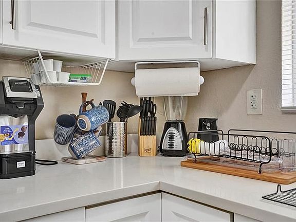 3rd image of 441 NW 7th Ter APT 2