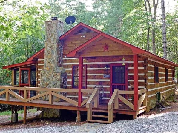 72 Honeysuckle Way, Blue Ridge, GA 30513