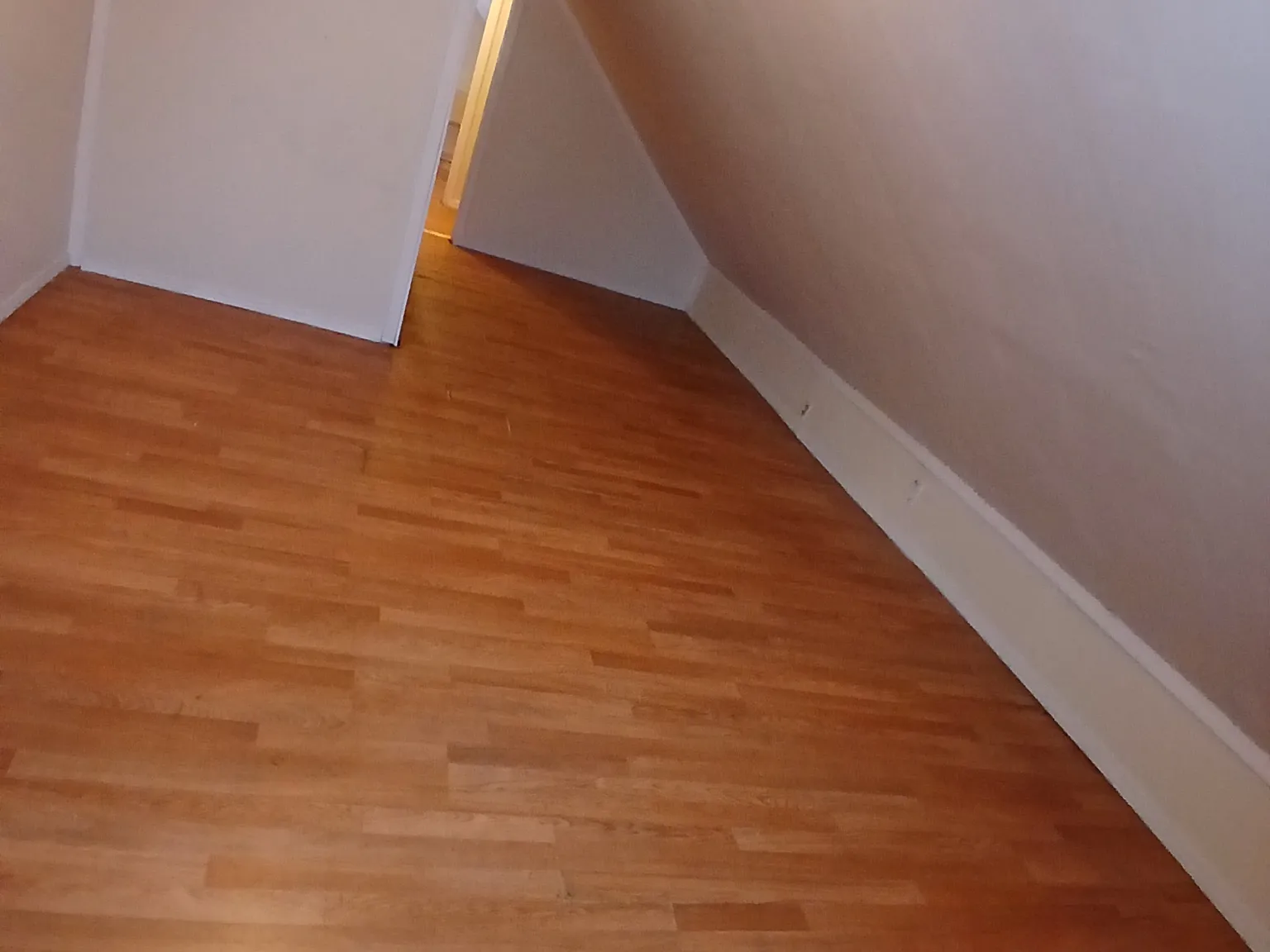 3 bed, 1500 sqft, $845 — Photo 2