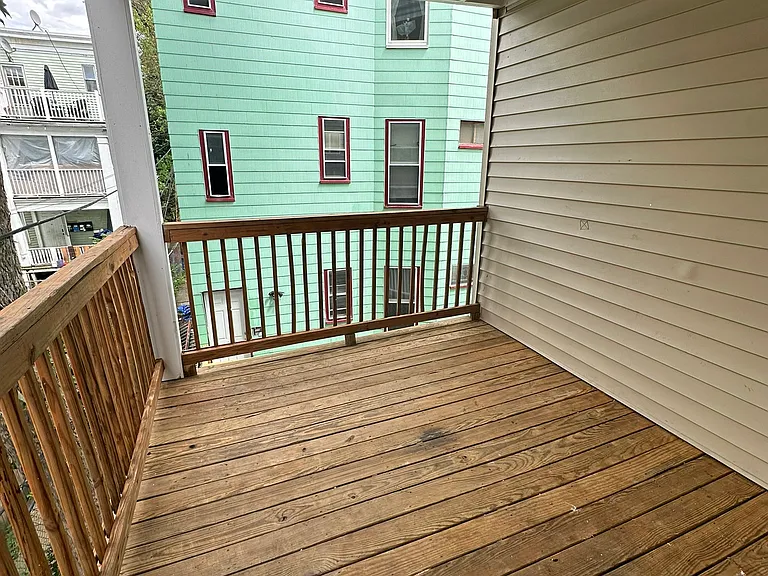 4 Sumner Sq #2 — Photo 26