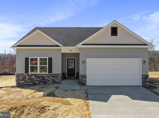 166 Larimar Ln, Inwood, WV 25428
