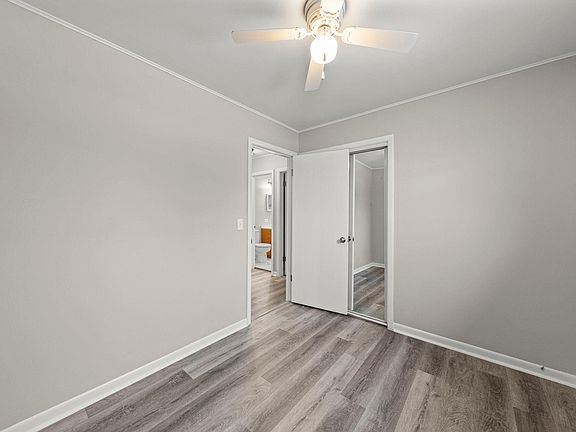 2nd image of 225 S Park St
