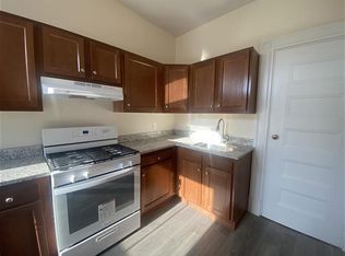 2 Ware St APT 207, Cambridge, MA 02138