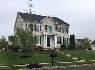 301 Cochrane Rd, Perkasie, PA 18944