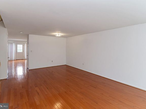 2nd image of 16836 Winston Ln