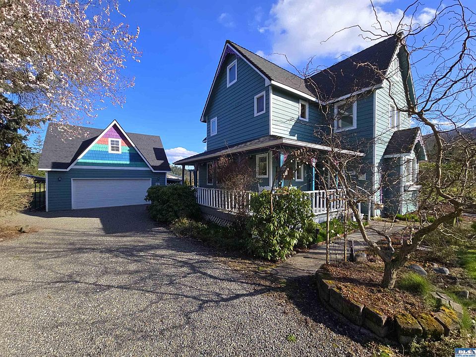 1st image of 15 Osprey Glen Rd