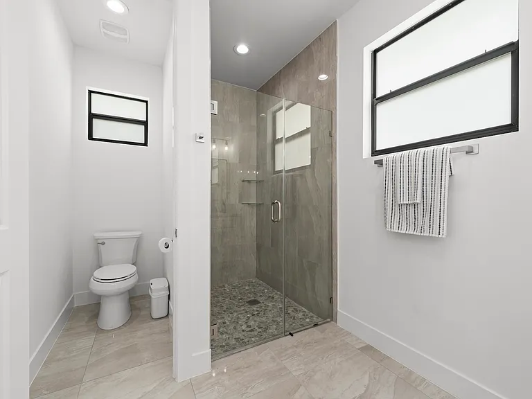 3319 Tropicana Pkwy W — Photo 38