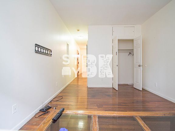 2nd image of 51 Clifton Pl #3L