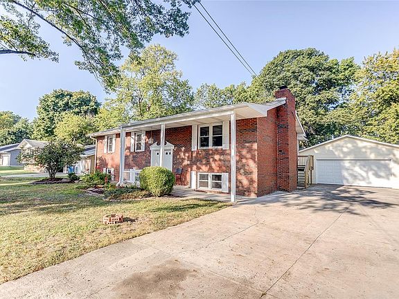 2nd image of 34 Grainey Dr