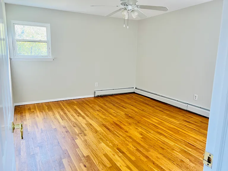 1470 Wagner St — Photo 16