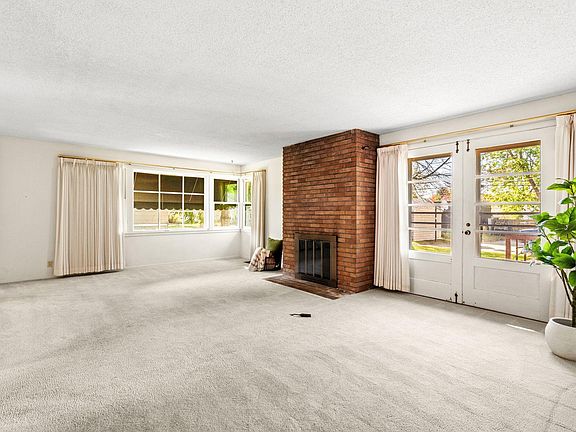 4th image of 5904 Queen Ave S