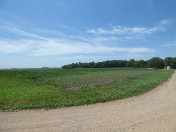 LOT 2 McKinney Dr, Windom, MN 56101
