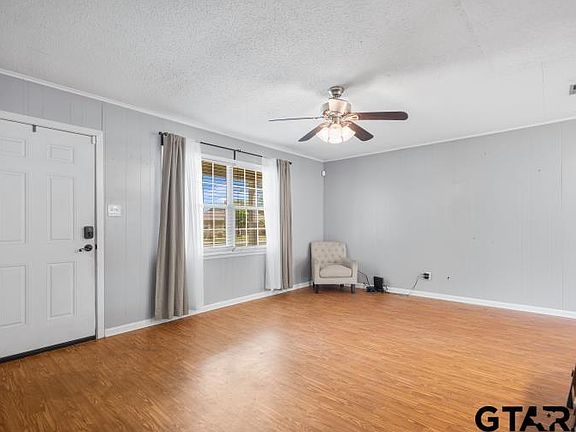 5th image of 407 York St