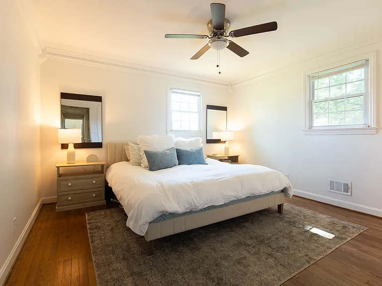 1 Oakdale Dr — Photo 10