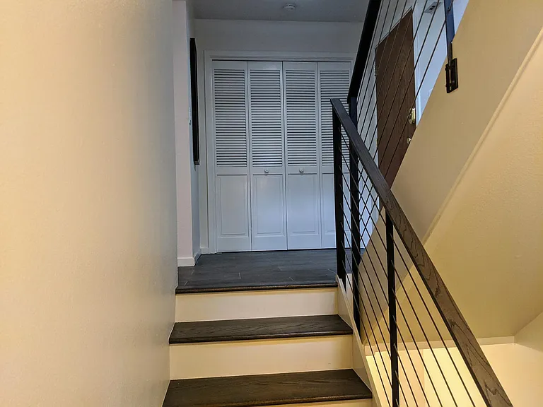 731 Pearl St — Photo 24