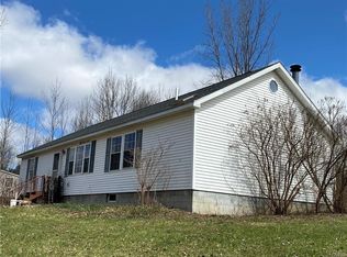 26 Craw Rd, Mexico, NY 13114