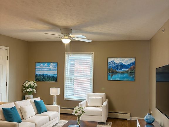 4th image of 65 Bowery St #1