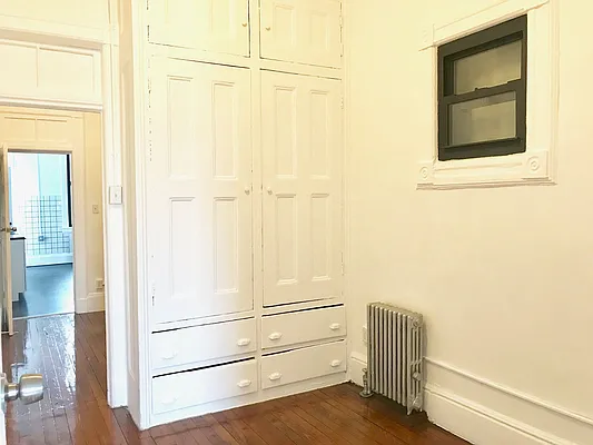 Rented by In Haus LLC | media 2