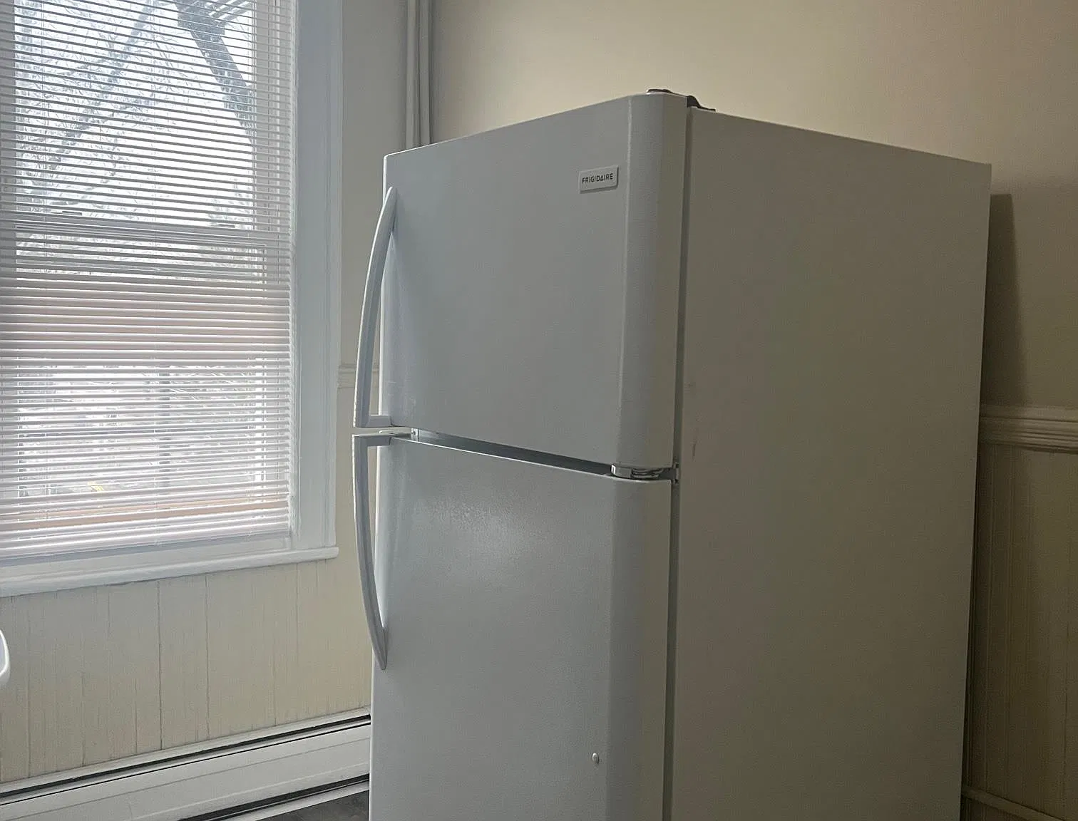 2 bed, 1.0 bath, 750 sqft, $2,045 — Photo 4