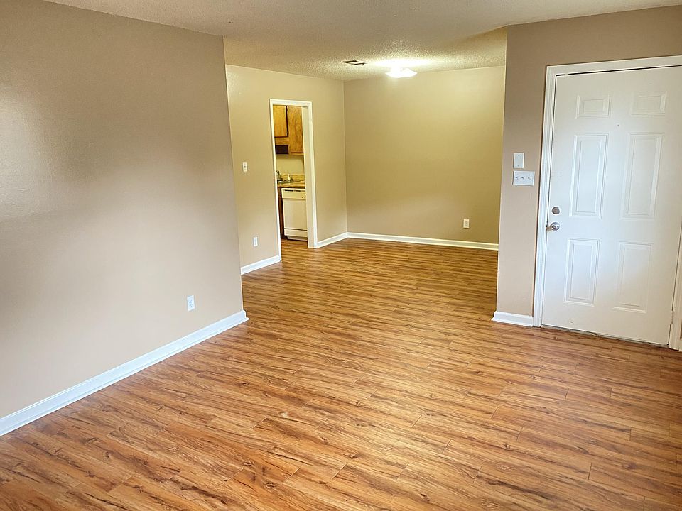 Livingroom & Dining room