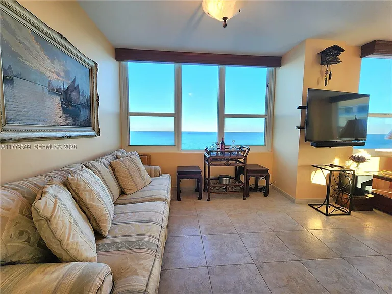 3505 S Ocean Dr #1214 — Photo 10