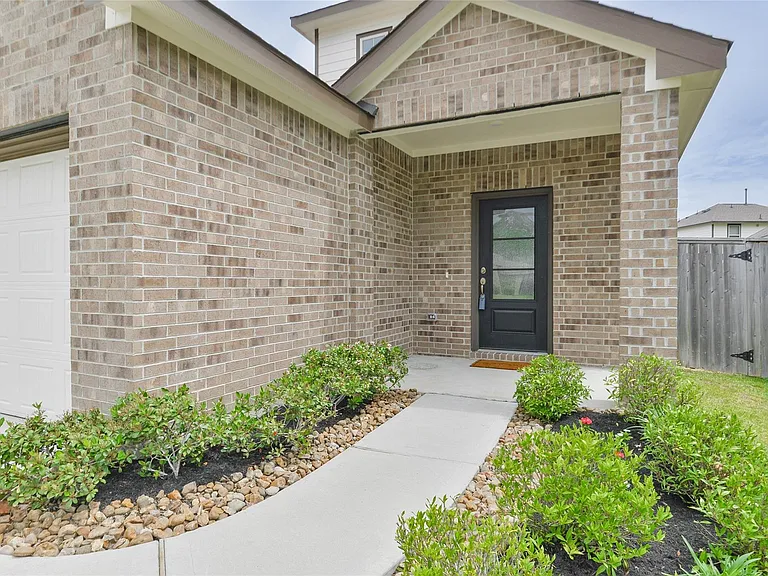 3015 Wedgewood Cove Way — Photo 2