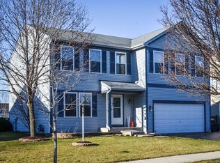 9404 Creekside Dr, Wonder Lake, IL 60097