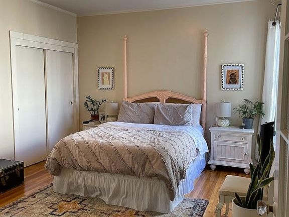 2nd image of 2341 Union St APT 3