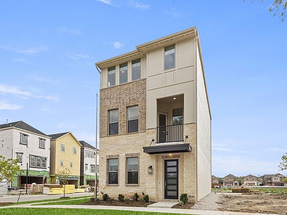 Tenison Village - Pallazzo Elevation Image 5