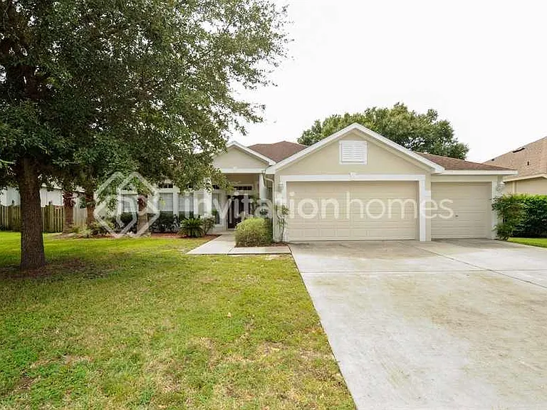 22744 Robins Nest Ct — Photo 1
