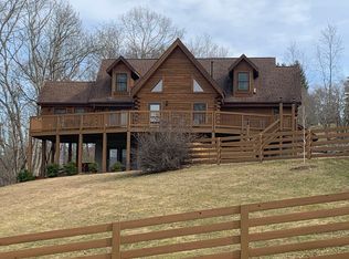 168 Hidden Trl, Warm Springs, VA 24484