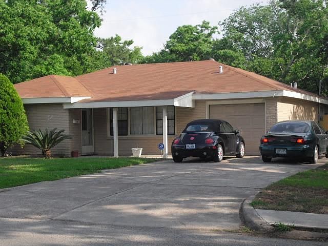 2nd image of 119 West Ave