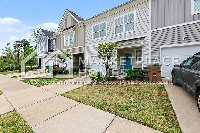 3 bed, 2.5 bath, 1892 sqft, $2,178 — Photo 3