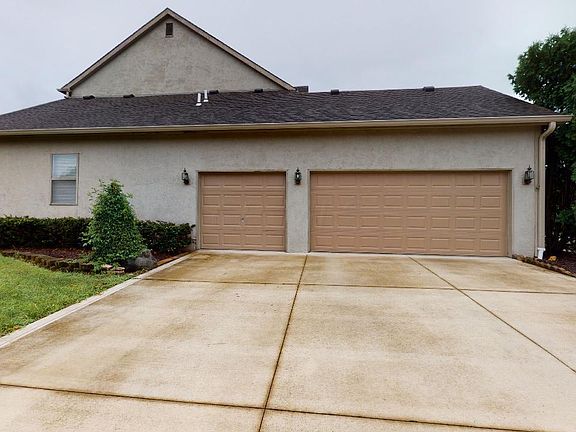 2nd image of 6498 Ringsend Ct