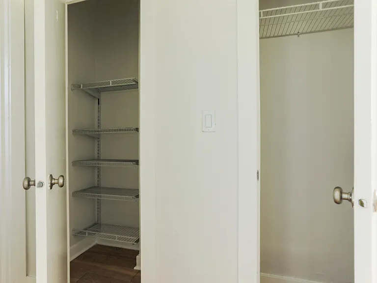 511 W Belmont Ave #23 — Photo 15