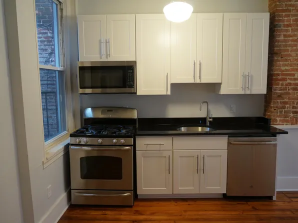 2121 E Pratt St APT 1, Baltimore, MD 21231