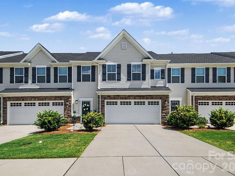 1st image of 10434 Dalton Woods Ct NW