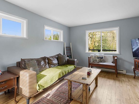 5th image of 33861 Prentis Ave