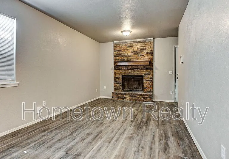 310 NW 118th St — Photo 7