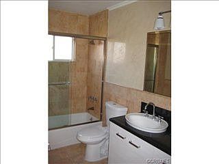 5th image of 6717 Varna Ave