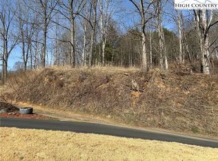 E Little Creek Horse Rd, Lansing, NC 28643