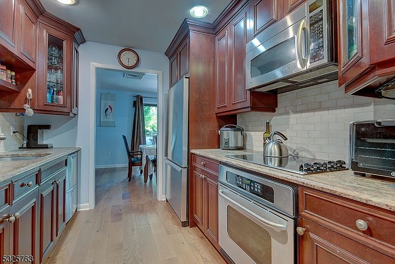 2 Cerone Ct West Orange Nj 07052 Zillow