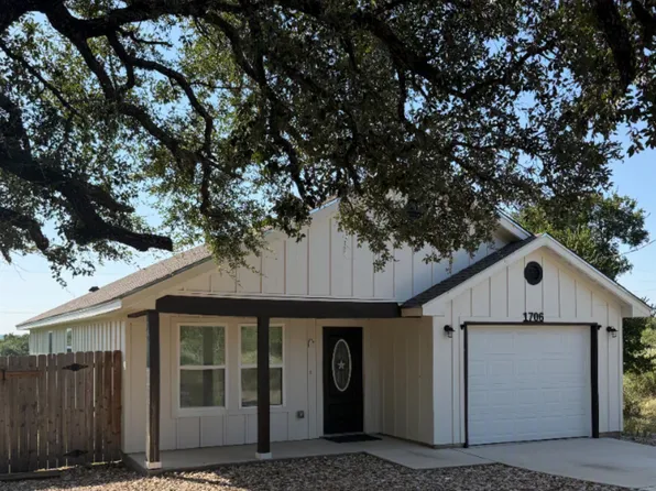 1706 Redwood Drive, Granite Shoals, TX 78654-9999