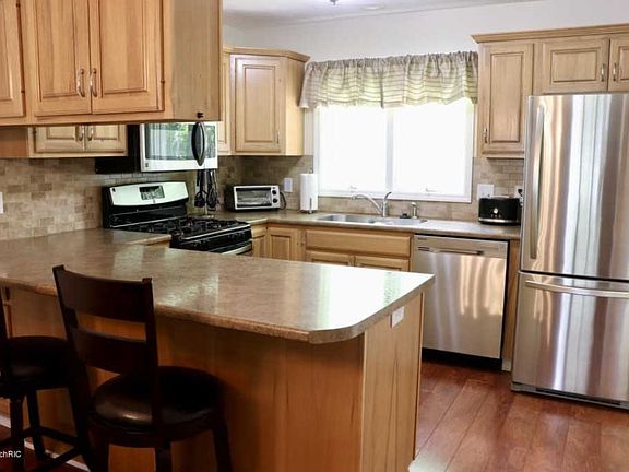 4th image of 6518 Leisure Creek Dr SE #212