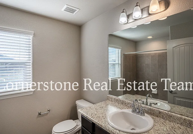 10758 Saco Dr — Photo 29