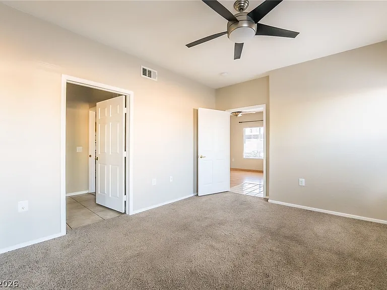 10245 S Maryland Pkwy #132 — Photo 25