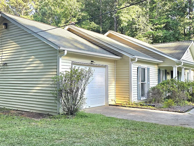 70 Covey Trl — Photo 33