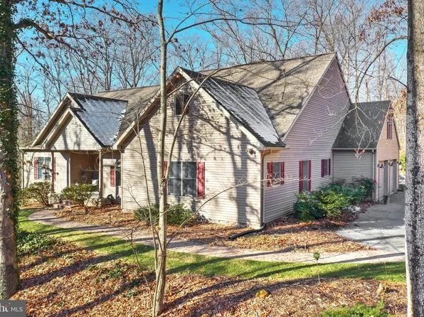 4449 Sunny Slope Rd, Glen Rock, PA 17327