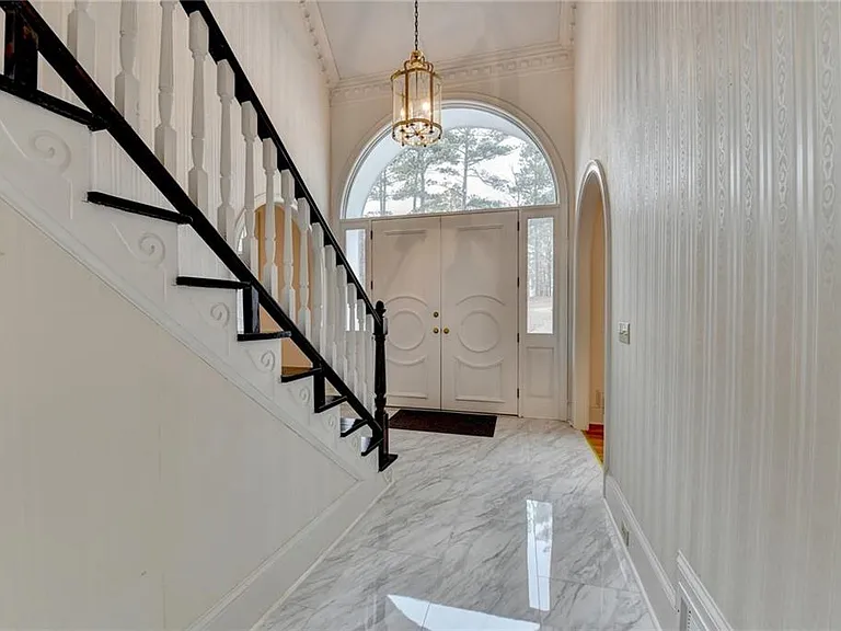1000 Grayson Pkwy — Photo 3